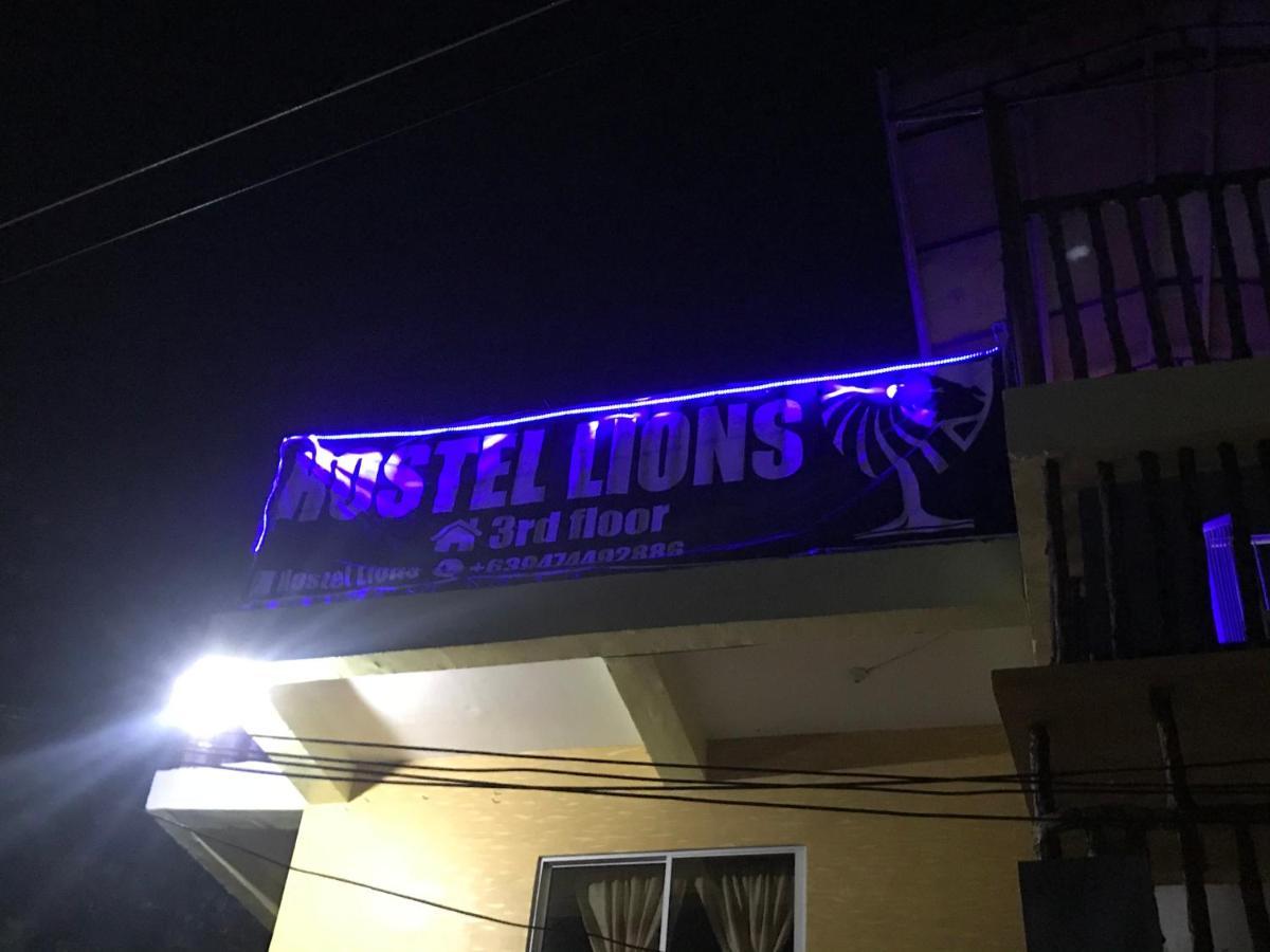 Hostel Lions Mambajao Exterior foto